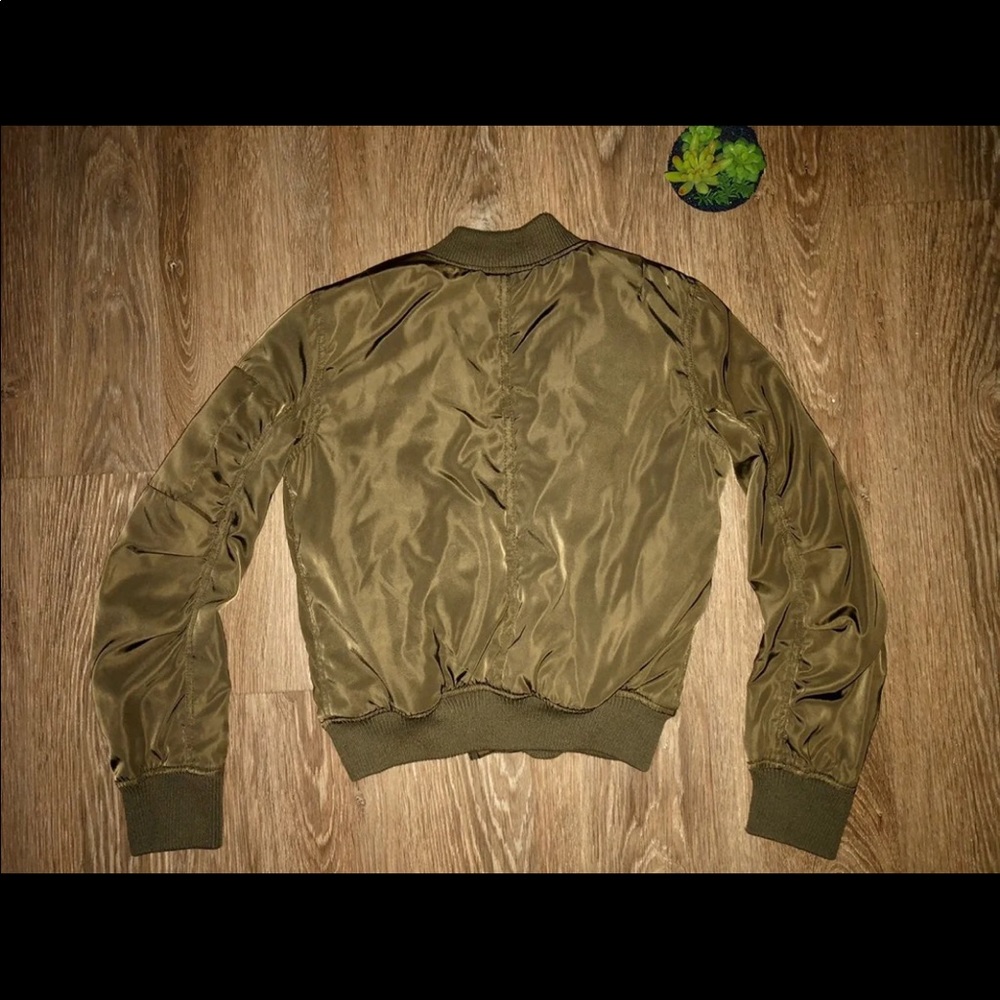 Bomber jacket - Picture 4 of 6